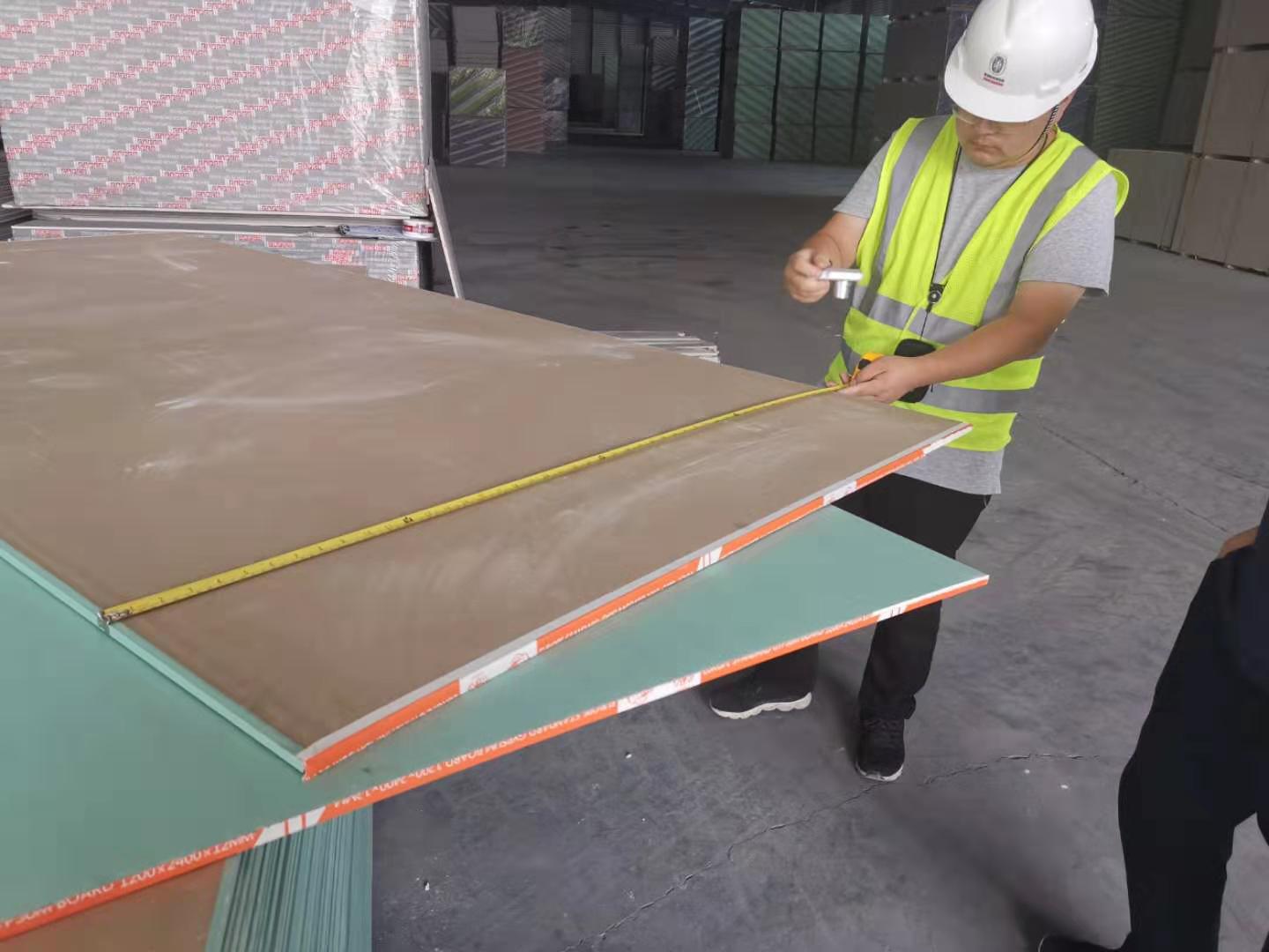 Moisture Resistant Gypsum Board Gypsum Plasterboard For Ceiling Decoration